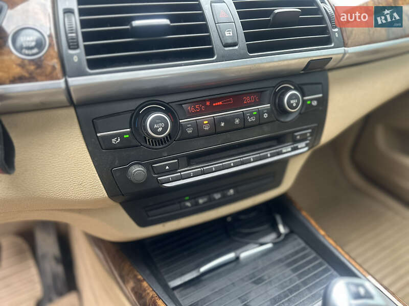 Позашляховик / Кросовер BMW X5 2010 в Міжгір'ї фото 8 Позашляховик / Кросовер BMW X5 2010 в Міжгір'ї
