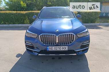 Внедорожник / Кроссовер BMW X5 2020 в Каменском