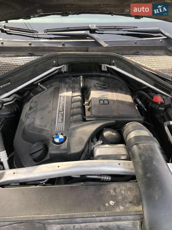 Внедорожник / Кроссовер BMW X5 2011 в Львове