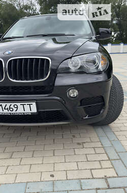 Внедорожник / Кроссовер BMW X5 2010 в Измаиле