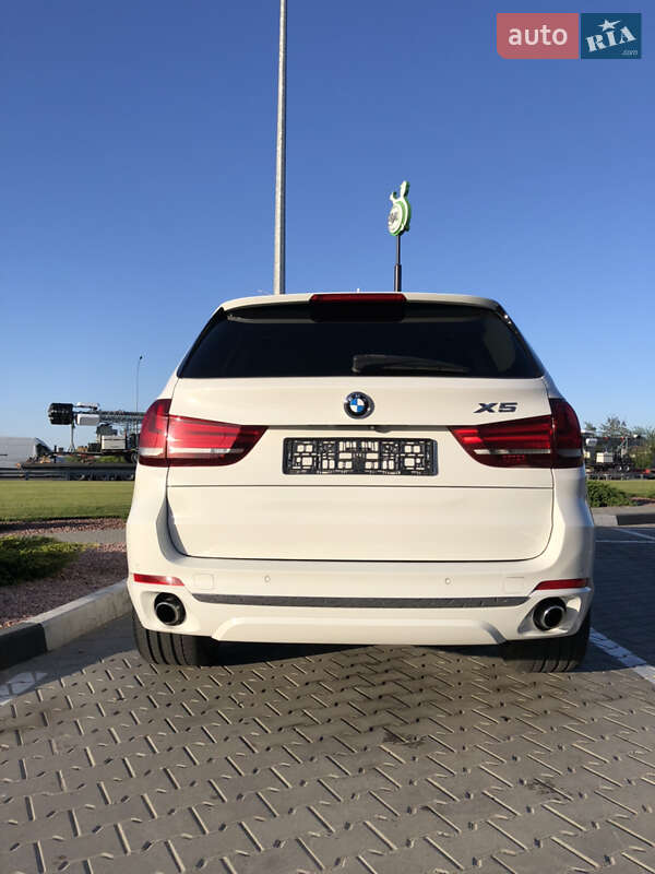 Позашляховик / Кросовер BMW X5 2015 в Києві
