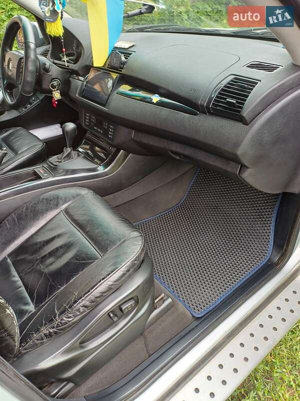 Внедорожник / Кроссовер BMW X5 2001 в Славянске