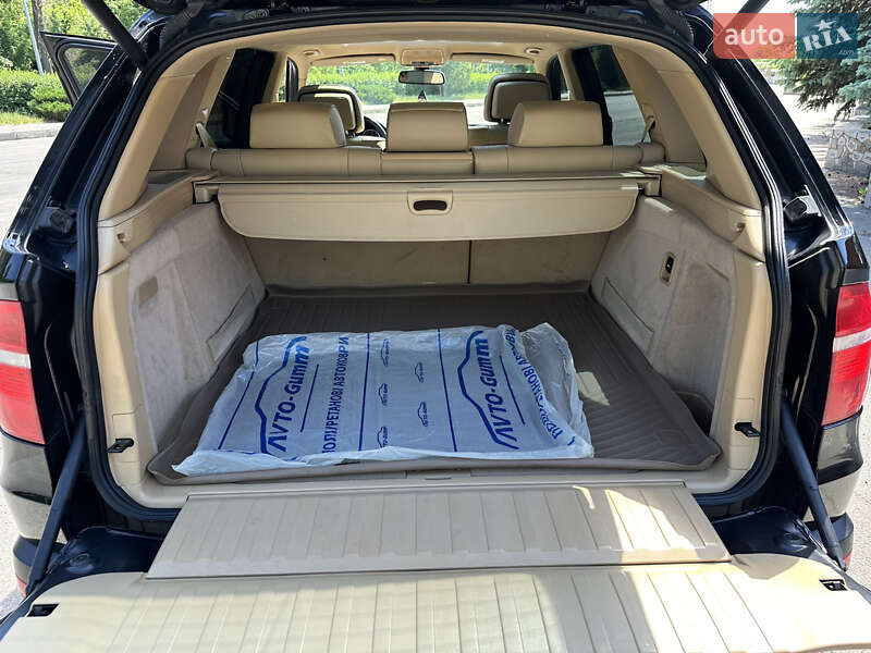 Внедорожник / Кроссовер BMW X5 2009 в Харькове
