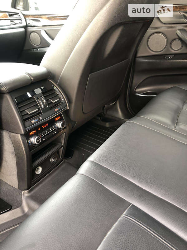 Позашляховик / Кросовер BMW X5 2014 в Одесі