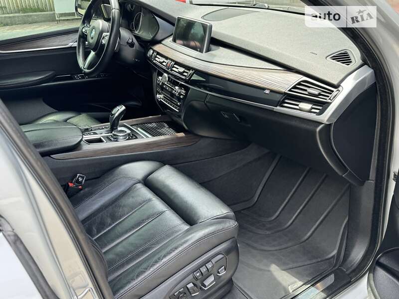 Позашляховик / Кросовер BMW X5 2015 в Києві