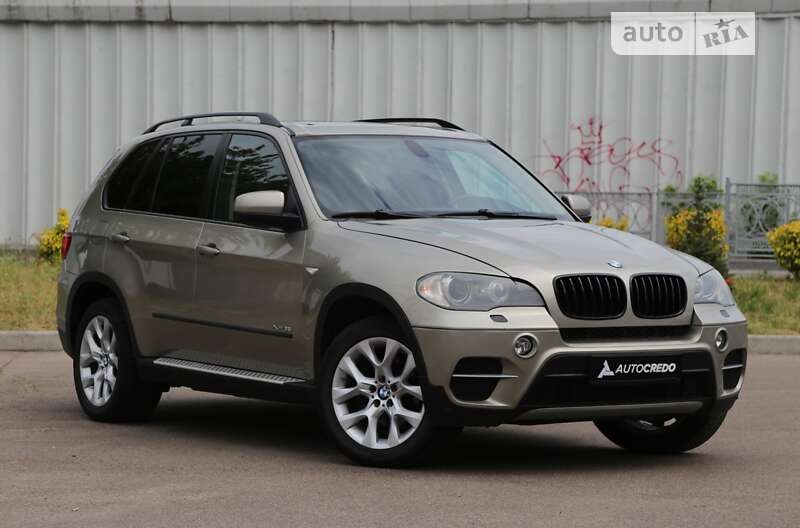 Позашляховик / Кросовер BMW X5 2010 в Києві