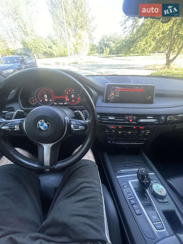 Позашляховик / Кросовер BMW X5 2014 в Дніпрі