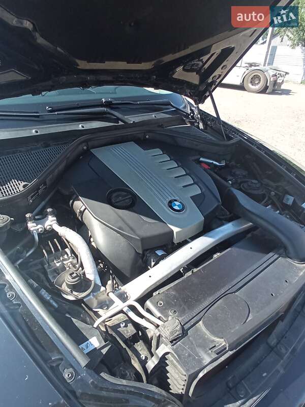 Позашляховик / Кросовер BMW X5 2012 в Краснограді