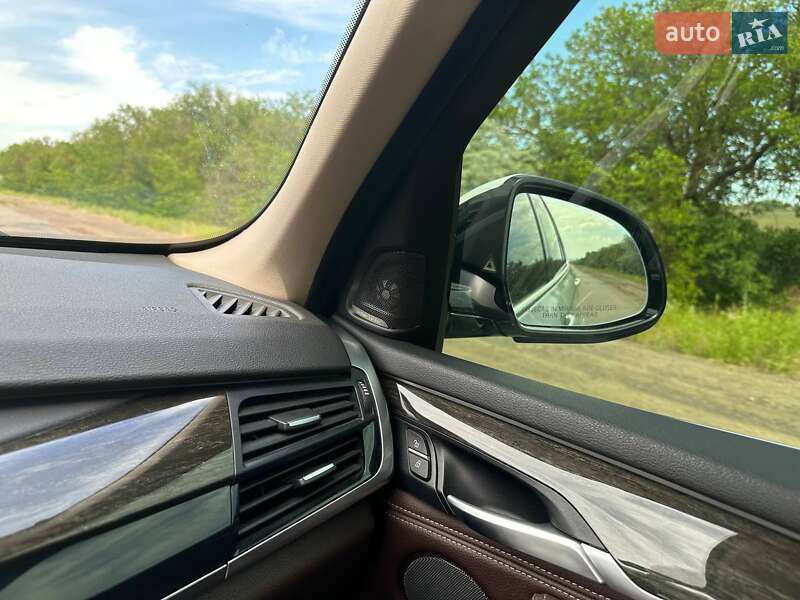 Позашляховик / Кросовер BMW X5 2015 в Теплодарі фото 9 Позашляховик / Кросовер BMW X5 2015 в Теплодарі