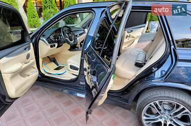 Внедорожник / Кроссовер BMW X5 2015 в 