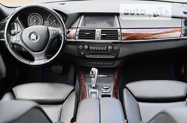 Позашляховик / Кросовер BMW X5 2010 в Дубні