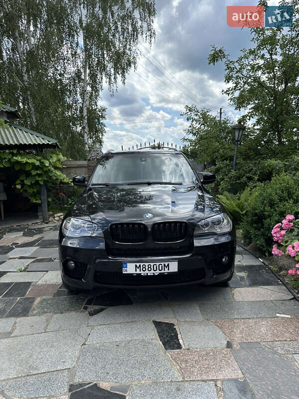 Позашляховик / Кросовер BMW X5 2011 в Києві