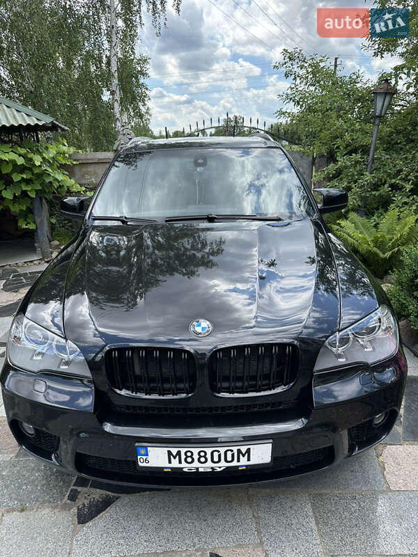 Позашляховик / Кросовер BMW X5 2011 в Києві