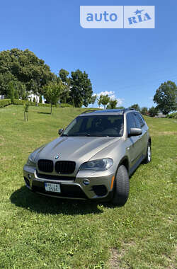 Внедорожник / Кроссовер BMW X5 2010 в Ужгороде