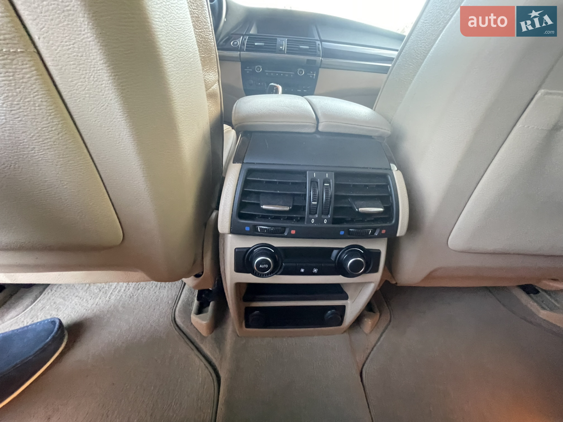 2011 BMW X5 - мініатюра 15