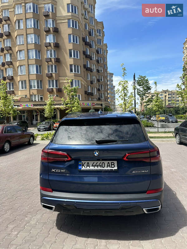 Позашляховик / Кросовер BMW X5 2018 в Києві фото 5 Позашляховик / Кросовер BMW X5 2018 в Києві