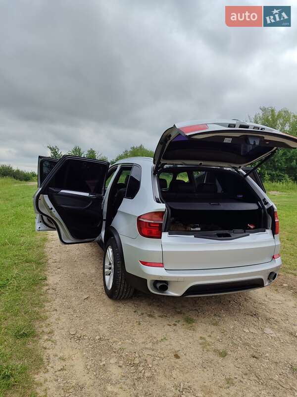 Внедорожник / Кроссовер BMW X5 2010 в Самборе