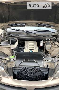 Внедорожник / Кроссовер BMW X5 2006 в 