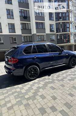 Позашляховик / Кросовер BMW X5 2010 в Івано-Франківську