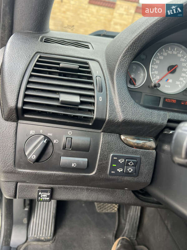 Внедорожник / Кроссовер BMW X5 2005 в Измаиле