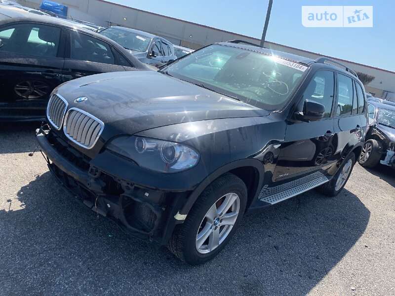 Позашляховик / Кросовер BMW X5 2011 в Львові