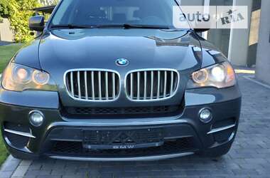 Внедорожник / Кроссовер BMW X5 2010 в Дубно