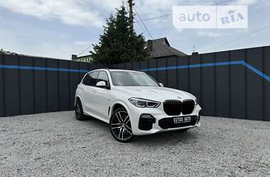 Позашляховик / Кросовер BMW X5 2018 в Луцьку