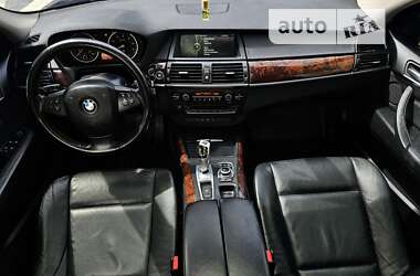 Позашляховик / Кросовер BMW X5 2010 в Львові