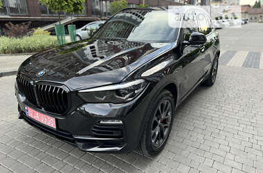 BMW X5 2019