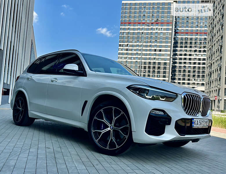 Внедорожник / Кроссовер BMW X5 2020 в Киеве