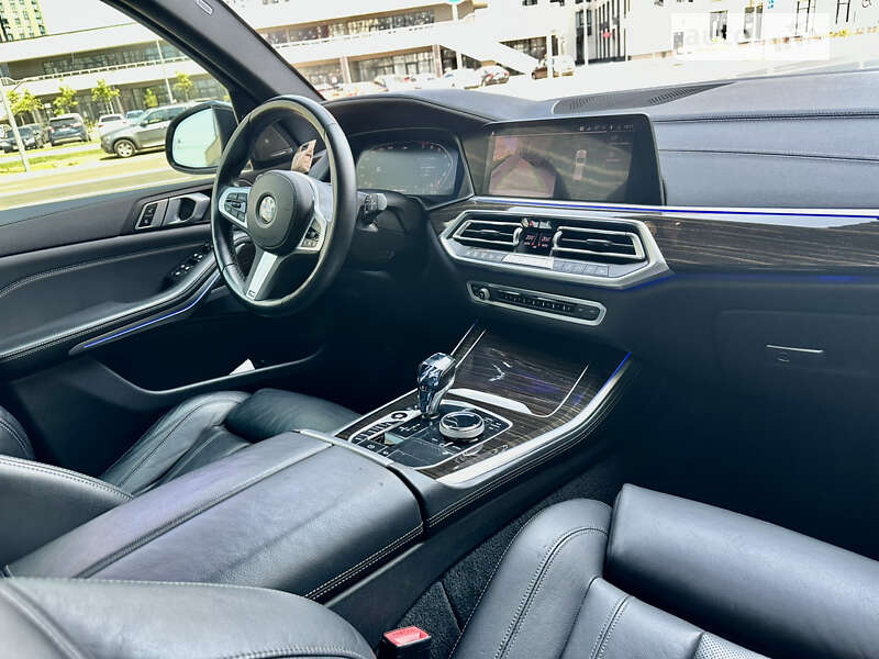 Внедорожник / Кроссовер BMW X5 2020 в Киеве