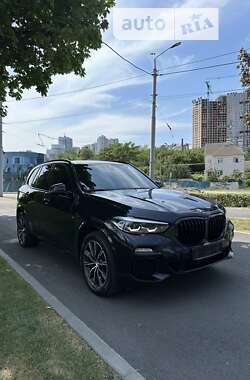 Внедорожник / Кроссовер BMW X5 2020 в Киеве