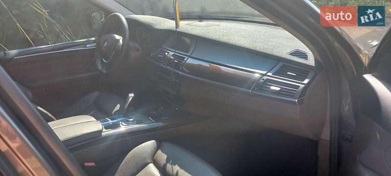 Внедорожник / Кроссовер BMW X5 2011 в Киеве