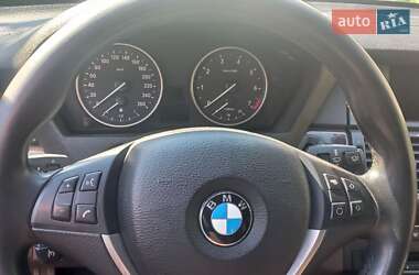 Внедорожник / Кроссовер BMW X5 2011 в 