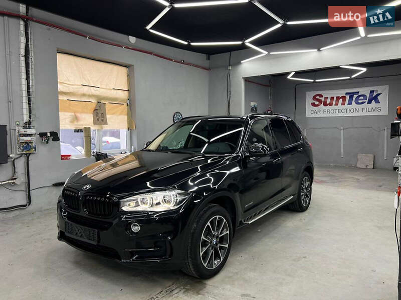 Позашляховик / Кросовер BMW X5 2015 в Львові