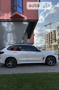 Внедорожник / Кроссовер BMW X5 2020 в Киеве