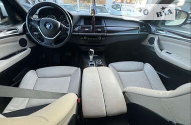 Позашляховик / Кросовер BMW X5 2011 в 