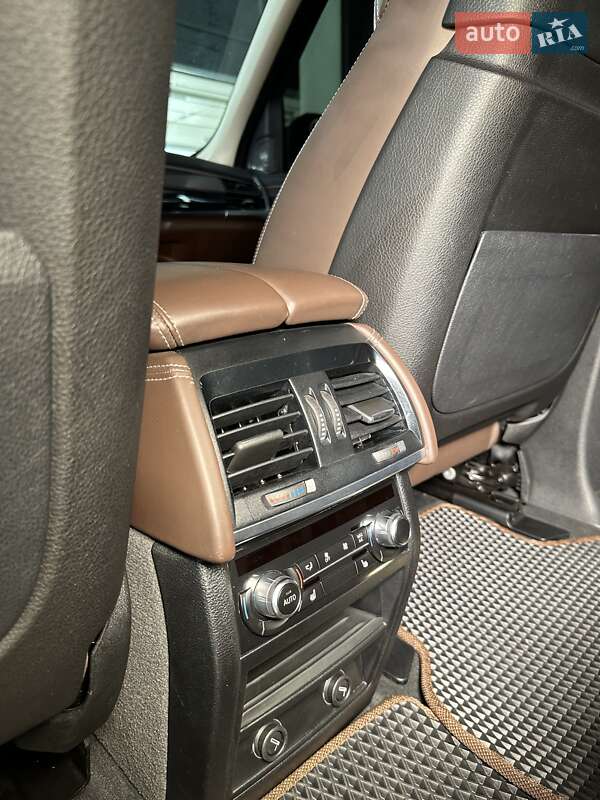 Позашляховик / Кросовер BMW X5 2015 в Полтаві
