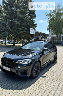 Внедорожник / Кроссовер BMW X5 2014 в Черновцах