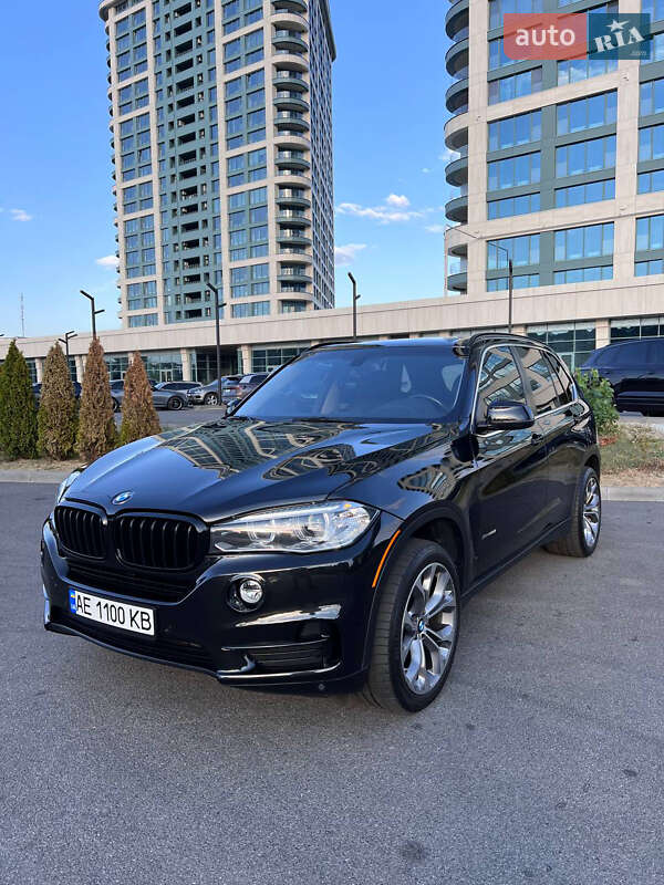 Позашляховик / Кросовер BMW X5 2015 в Дніпрі
