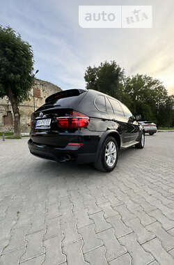 Позашляховик / Кросовер BMW X5 2011 в Бережанах