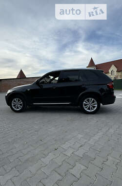 Позашляховик / Кросовер BMW X5 2011 в Бережанах