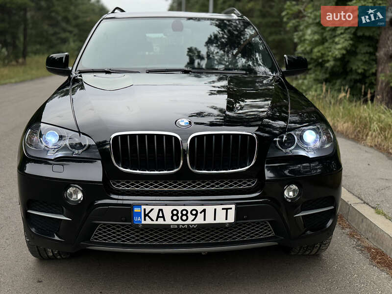 Позашляховик / Кросовер BMW X5 2011 в Києві