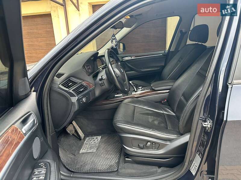Позашляховик / Кросовер BMW X5 2007 в Ізмаїлі