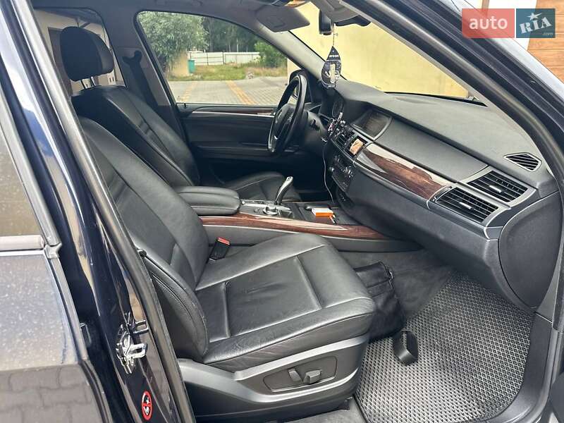 Позашляховик / Кросовер BMW X5 2007 в Ізмаїлі