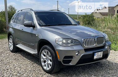 Внедорожник / Кроссовер BMW X5 2013 в Черновцах