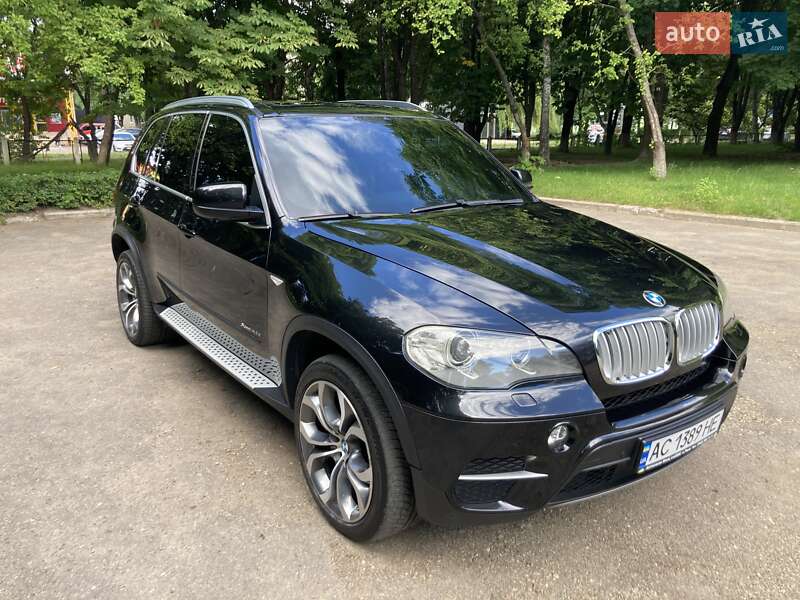 Внедорожник / Кроссовер BMW X5 2010 в Луцке