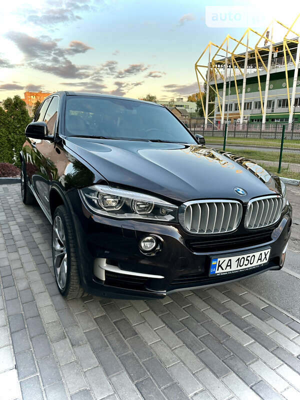 Позашляховик / Кросовер BMW X5 2013 в Києві