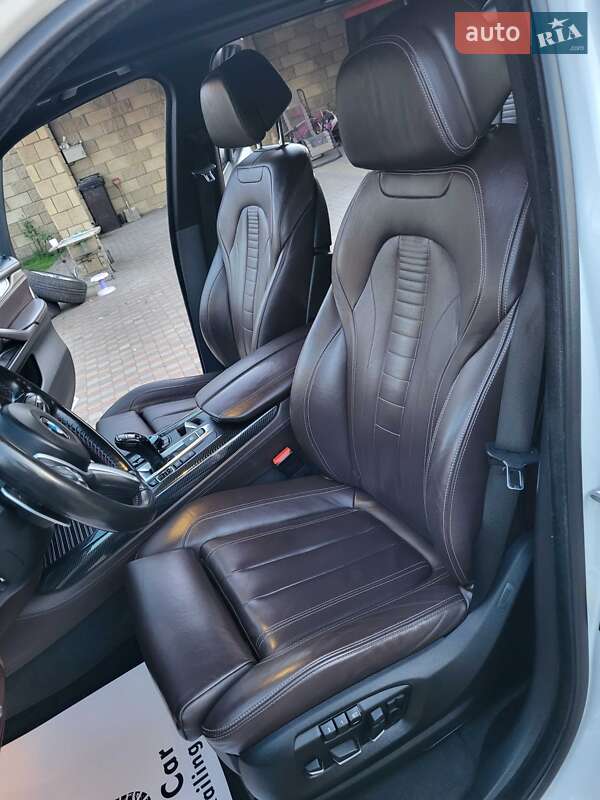 Позашляховик / Кросовер BMW X5 2016 в Луцьку