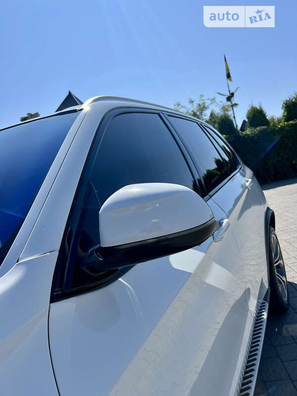 Внедорожник / Кроссовер BMW X5 2014 в Стрые